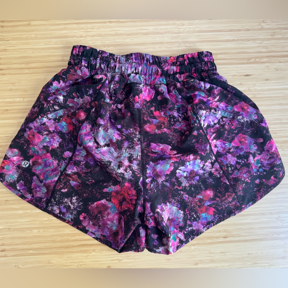 Lululemon medium-rise running shorts, size 6.